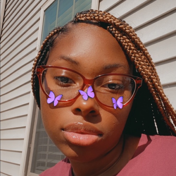 Meet your Posher, Shairay - Picture 1 of 1